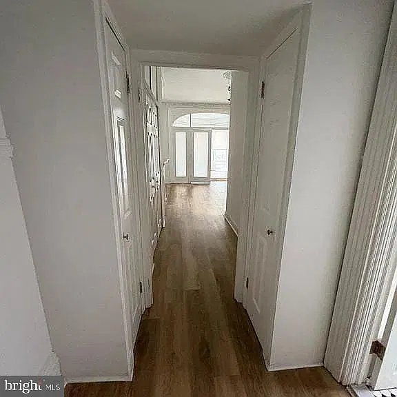 1 bed, 1.0 bath, 500 sqft, $1,700 — Photo 2