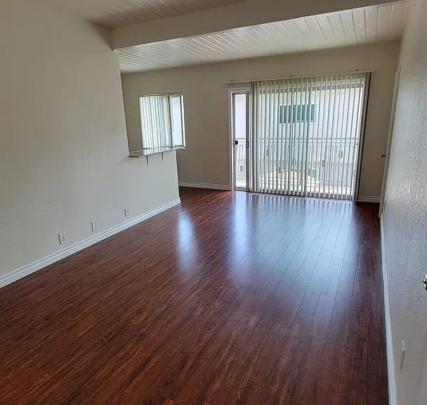 Park Verdugo Apartments — Photo 33