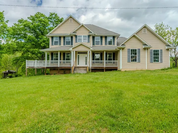 2898 Watauga Rd, Johnson City, TN 37601