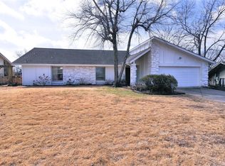 3812 E 69th St S, Tulsa, OK 74136