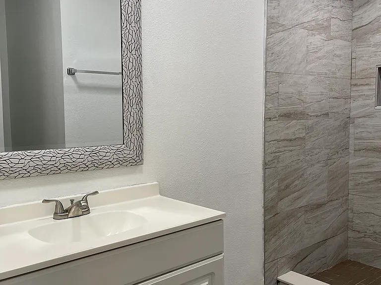 2339 Huntington Green Ct — Photo 15