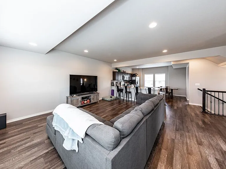 4037 Jericho Loop — Photo 12