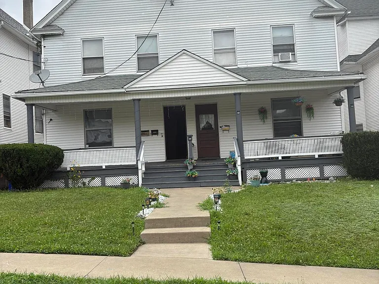 1222 Schlager St #2 — Photo 1