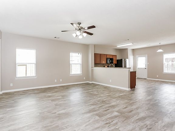 4th image of 6018 Burnet Bend Ave