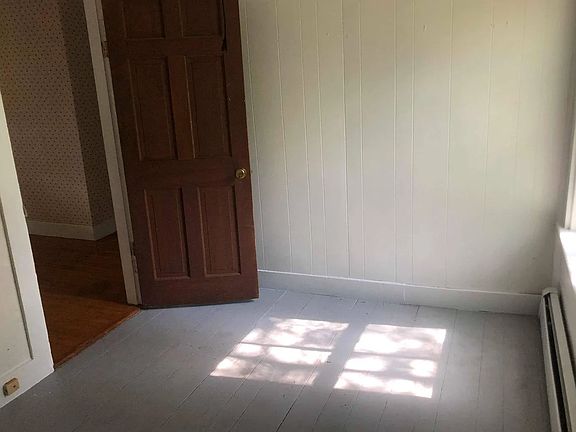 4th image of 12 Jameson St #1