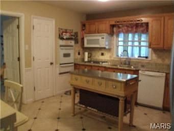 4th image of 188 River Valley Dr