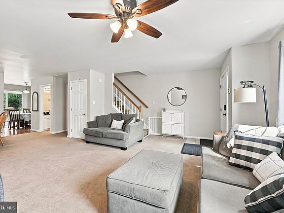 4th image of 246 Spring Valley Way