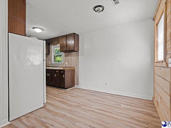 12th image of 1396 Kennedy Haines Rd