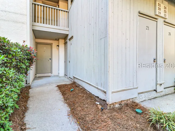36 Deallyon Avenue UNIT 19, Hilton Head Island, SC 29928
