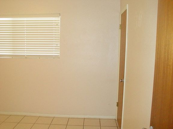 5th image of 7327 E Taylor St