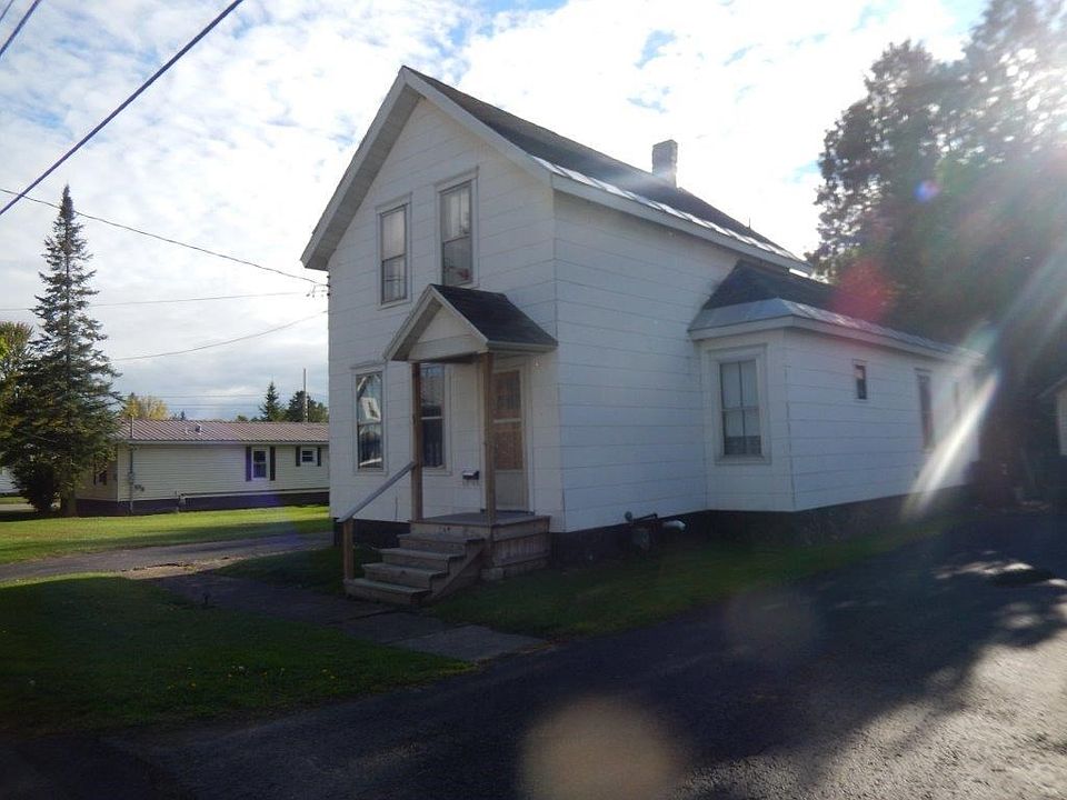 1st image of 421 Linden St