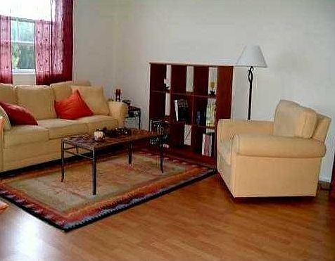 4th image of 3215 NE 184th St APT 14306