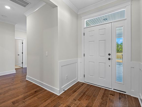 These photos are representative of this floor plan, but all options may not be available in every co