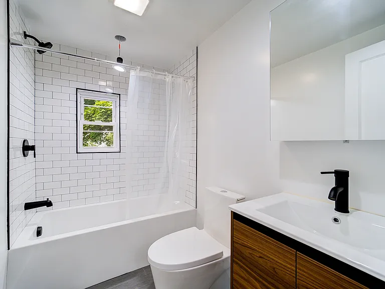 470 Delaware Ave #1L — Photo 11