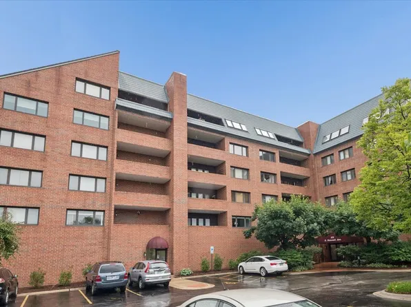 101 Summit Ave Unit 512, Park Ridge, IL 60068