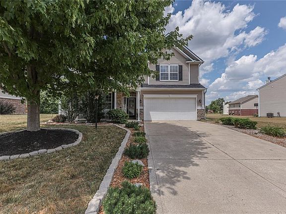 2nd image of 9434 Treyburn Lakes Dr