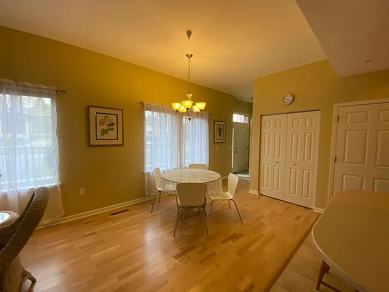 510 N Midvale Blvd — Photo 5