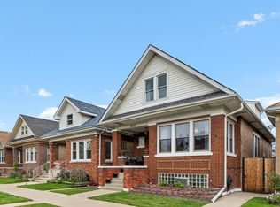 6010 W Dakin St, Chicago, IL 60634