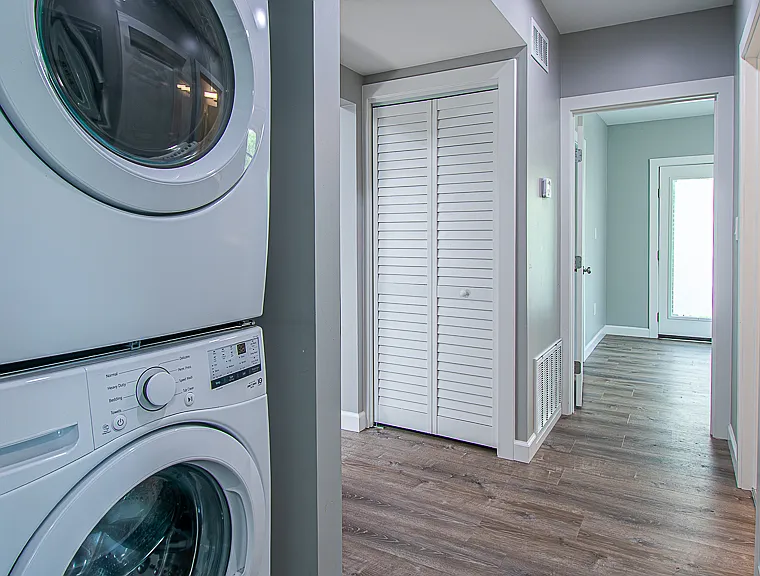 710 Leland Ave #2S — Photo 19