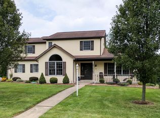 316 Lamplight Ln, Lewisburg, PA 17837