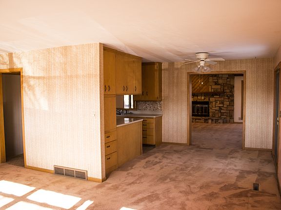 5th image of 7320 Englewood Dr