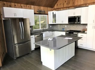 28445 Larchmont Ln, Lake Arrowhead, CA 92352
