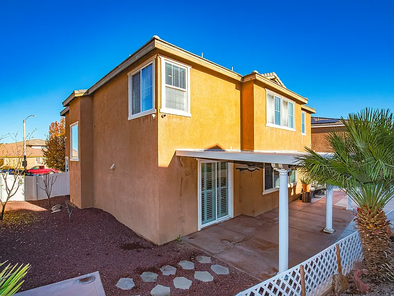 39299 Gainsborough Dr — Photo 27