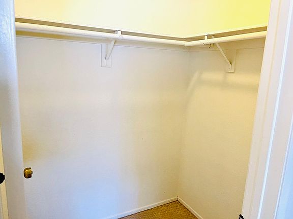 4th image of 131 S Ramona Ave #D