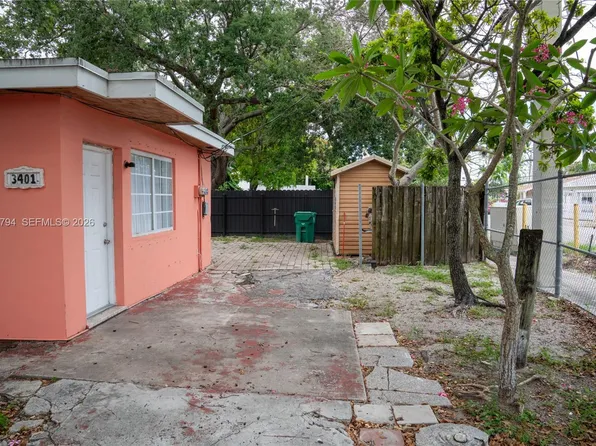 3401 NW 15th St, Miami, FL 33125