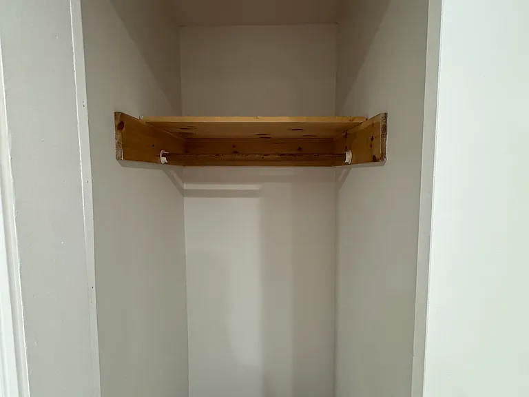 546 Walnut St #1 — Photo 14