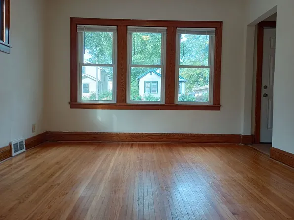 3322 Russell Ave N, Minneapolis, MN 55412