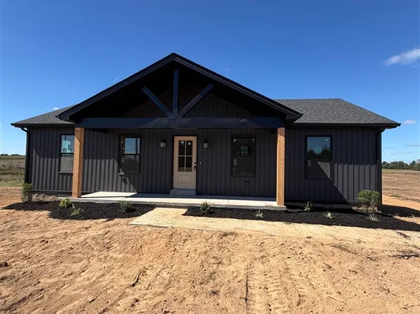 1161 Erwin Rd, Scottsville, KY 42164