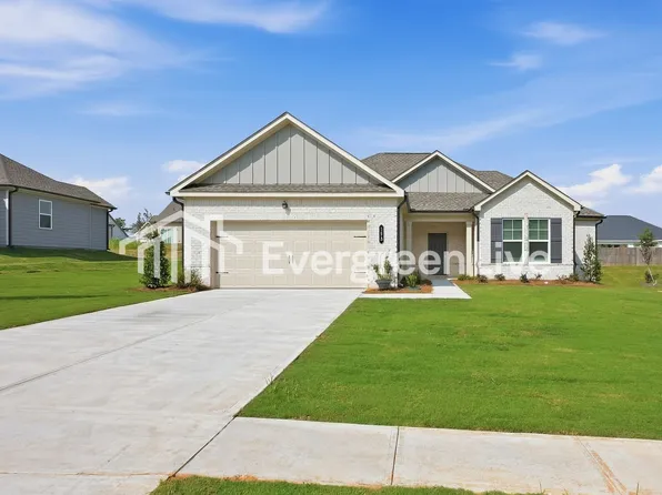 153 Overton Dr, Perry, GA 31069