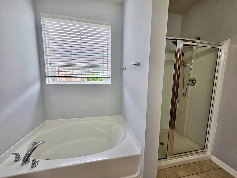 110 Nolin Rd — Photo 14