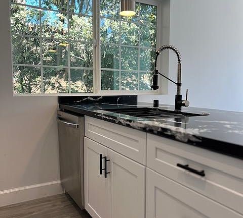 5th image of 7111 Scarborough Peak Dr