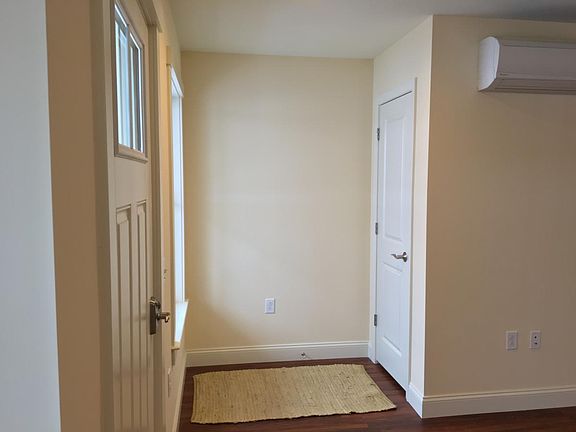 Entry, Coat Closet