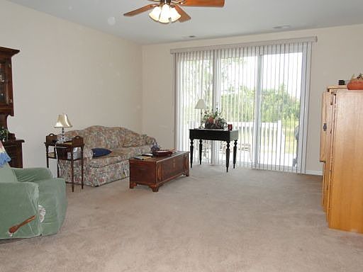 2nd image of 11184 Greenway Dr