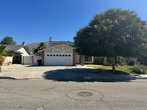 409 Wimbledon Dr Photo 1