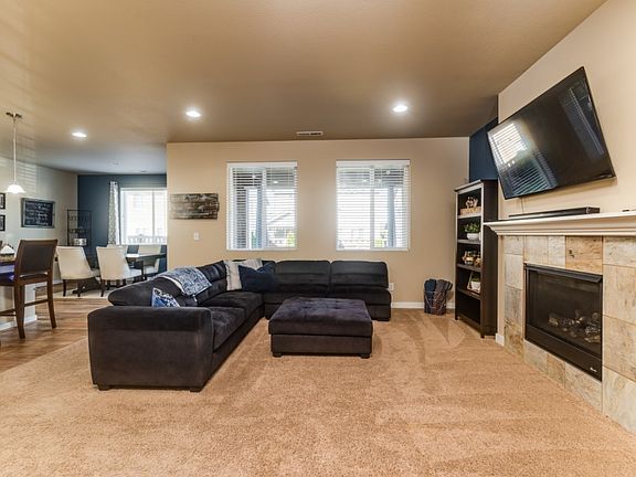 3rd image of 9051 Aster St SE