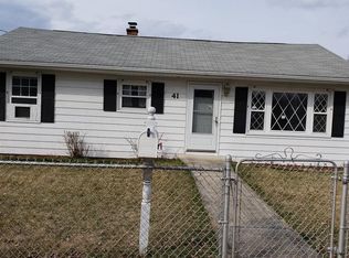 41 Metzger Pl, Springfield, MA 01104