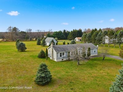 376 High Country Dr, Blakeslee, PA, 18610