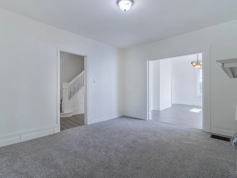 4016 Vinceton St — Photo 6