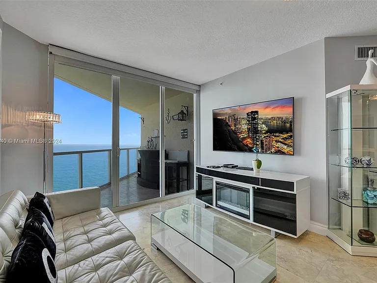 16699 Collins Ave #4106 — Photo 15