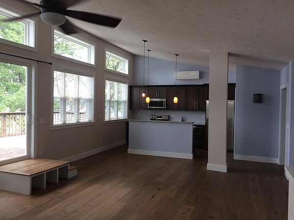 Kitchen/ Livingroom