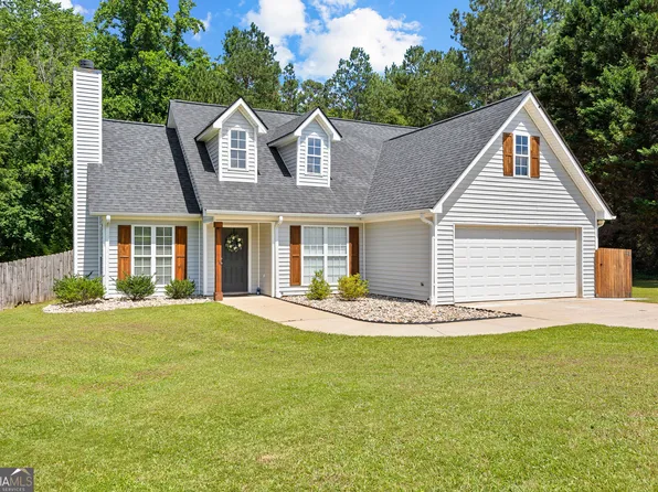 75 McIntosh Estates Ct, Sharpsburg, GA 30277