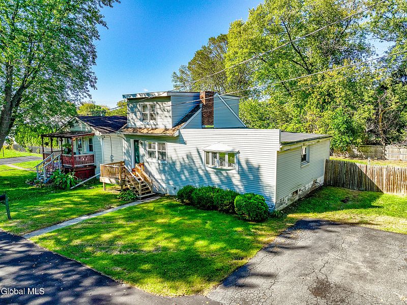 3rd image of 1408 10th Avenue