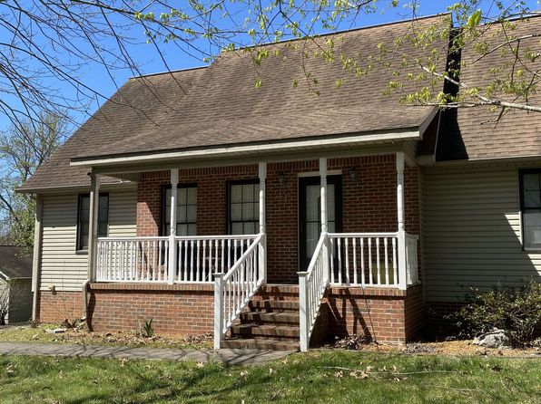41 Cedar Ln