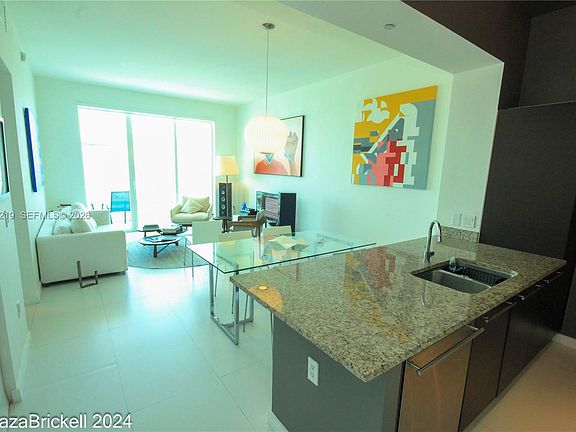 2nd image of 950 Brickell Bay Dr APT 5002