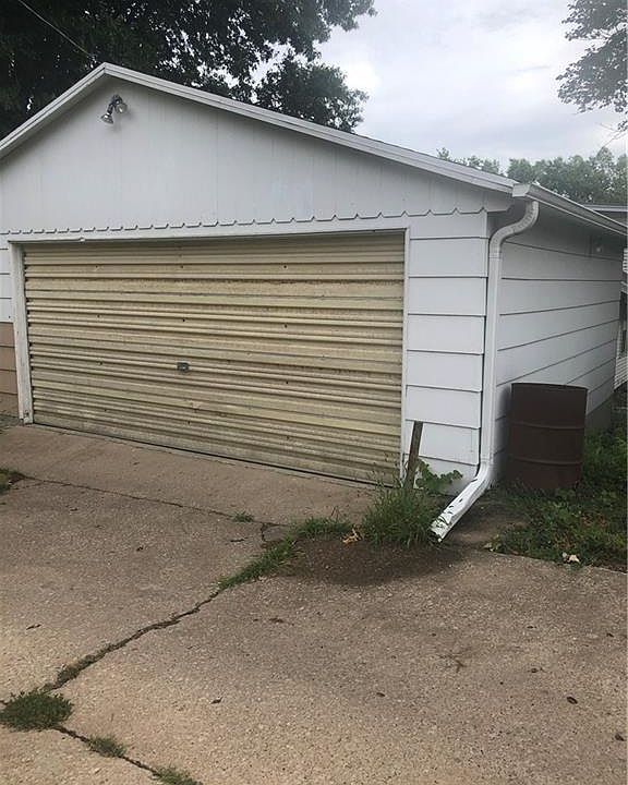 2904 Renick St, Saint Joseph, MO 64507 Zillow