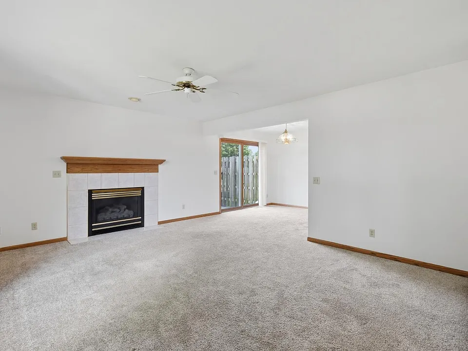 2348 Steven St #805